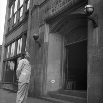 Bolling Jones Building (Kell Hall) entrance, 1946
